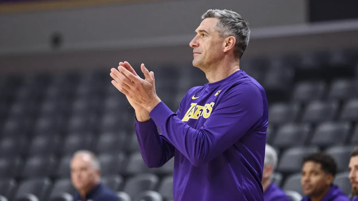 Los Angeles Lakers dominate Warriors in season opener behind Luka Doncic's performance