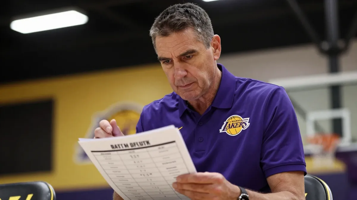NBA Hall of Famer Charles Barkley says the Los Angeles Lakers will be better than expected