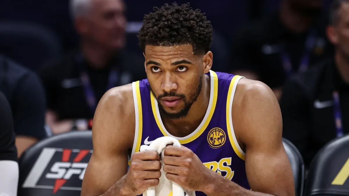 Lakers insider Jovan Buha identifies player health as the primary worry for Los Angeles Lakers' upcoming season, focusing...